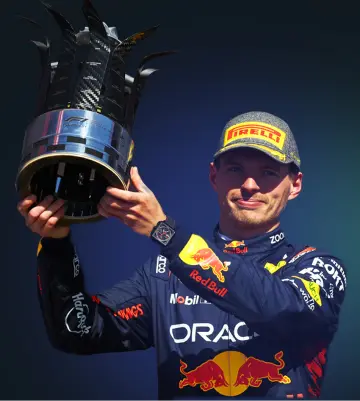 What Makes AvaTrade Different Background